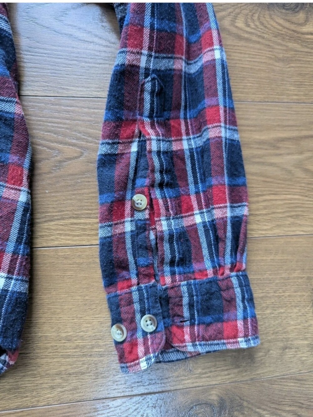 Woolrich Mens Large Plaid Flannel Button Down Red White Blue Well Worn GUC - Picture 5 of 11